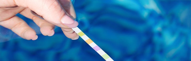 7 häufige Irrtümer in der Poolpflege – und wie Sie sie vermeiden